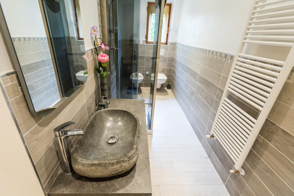 Lippo Bologna Butterfly Apartment מראה חיצוני תמונה