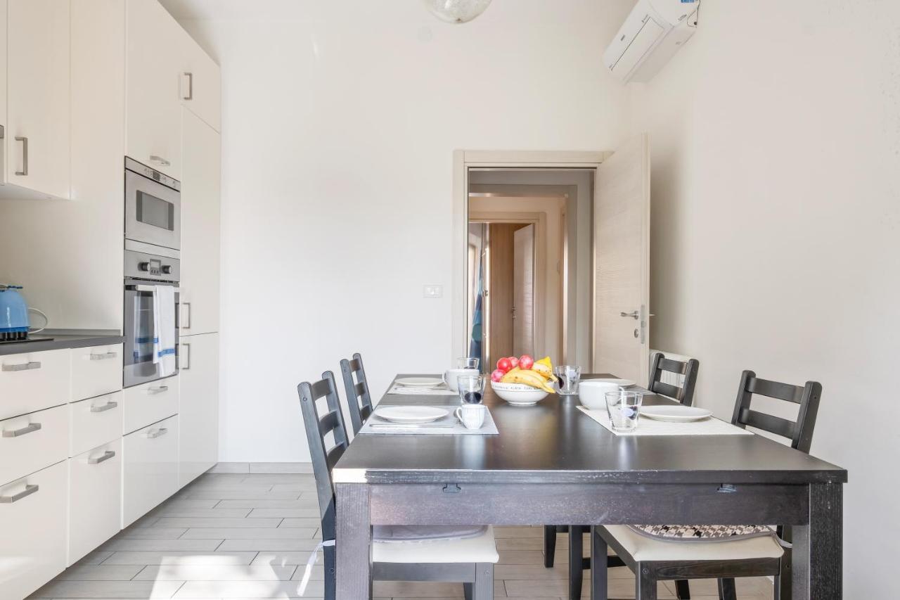 Lippo Bologna Butterfly Apartment מראה חיצוני תמונה